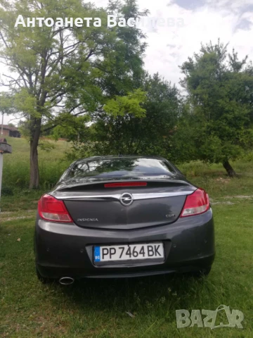 Opel Insignia 2.0 дизел , снимка 7 - Автомобили и джипове - 51392534