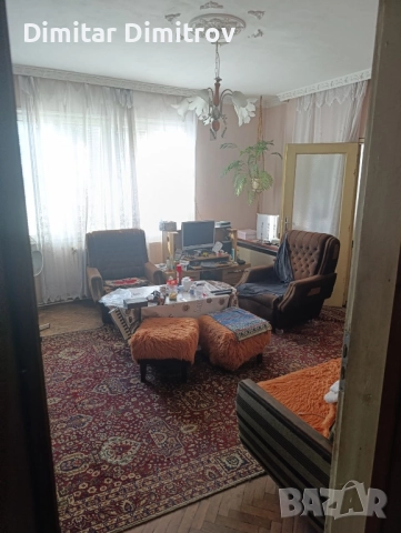 Продавам многостаен апартамент в центъра на град Търговище , снимка 11 - Апартаменти - 51791572