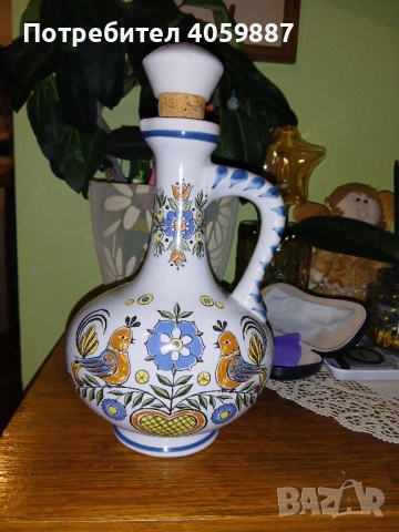 Стара керамична стомна 