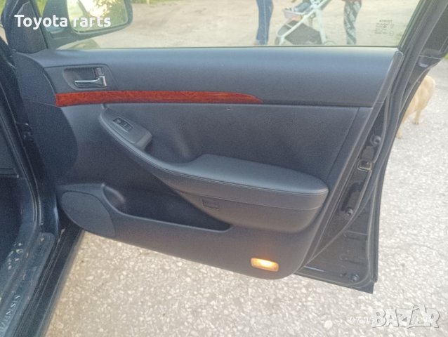 На части Авенсис т25 фул екстри !!!, снимка 6 - Автомобили и джипове - 40623540