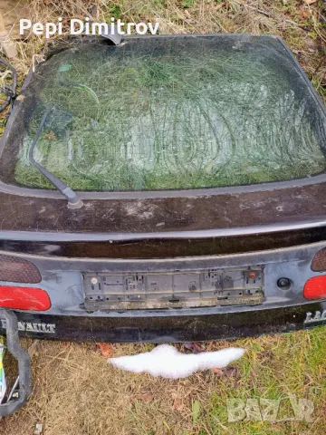 Багажник Петта врата renault laguna 1995-2002, снимка 2 - Части - 48837396