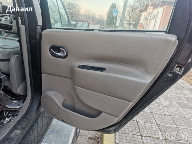 Renault Scenic 1.9 dCi 120hp 2004. На части , снимка 6 - Автомобили и джипове - 39131237