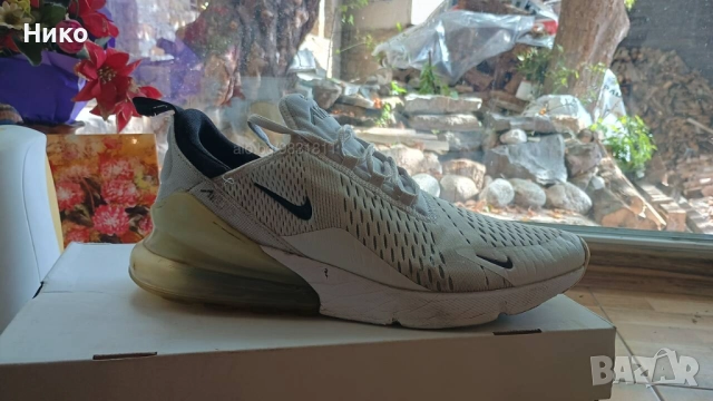 Обувки Nike: Nike Air Max 270 и Nike Downshifter 7 Gs черен