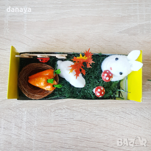 2834 Великденска декорация Зайчета в градинка, снимка 4 - Декорация за дома - 36449119