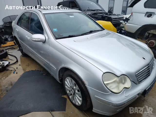 Мерцедес ц270цди автомат Mercedes w203 2.7cdi на части, снимка 3 - Автомобили и джипове - 47951652