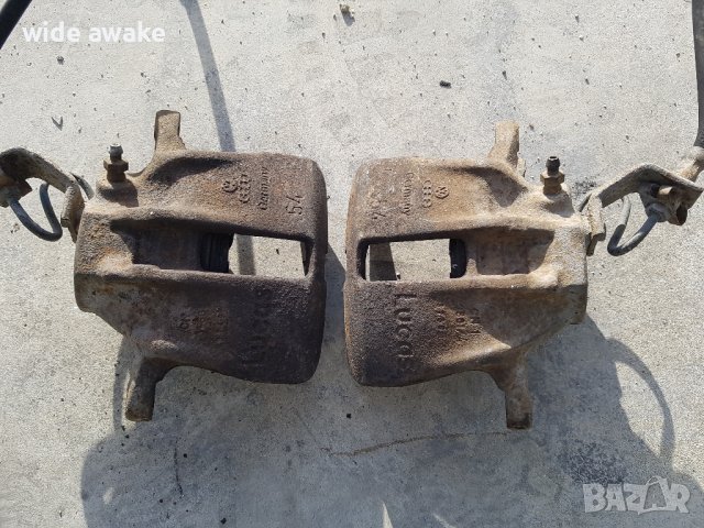 Предни спирачни апарати VW Passat B4, снимка 2 - Части - 42991770