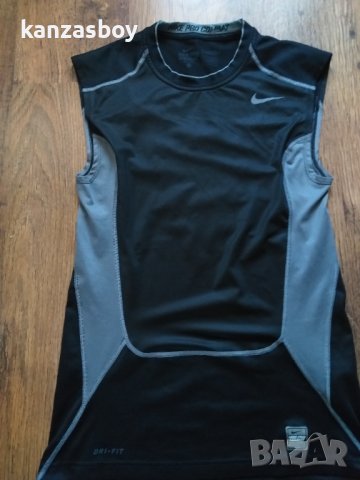 Nike Hypercool Compression - страхотен фитнес потник КАТО НОВ, снимка 5 - Други - 43340059