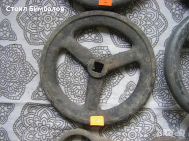 Дръжки, врътки за чугунени кранове, снимка 13 - Резервни части за машини - 50404141