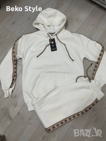 Ватиран екип Guess, снимка 2 - Комплекти - 52277888