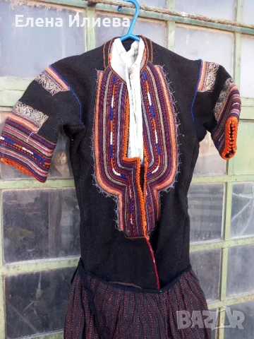 Автентична  кюстендилска сая, снимка 2 - Антикварни и старинни предмети - 51301474