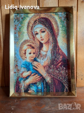 Диамантен гоблен Богородица-готов и рамкиран., снимка 3 - Гоблени - 53512446