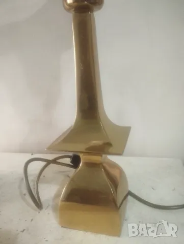 класическа настолна лампа, снимка 3 - Настолни лампи - 47549167