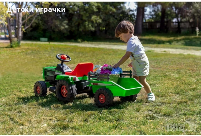 Детски трактор с ремарке Injusa, с батерия 6V, със сирена, червен 