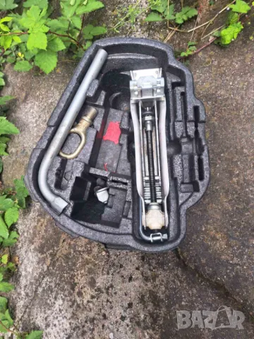Авариен комплект инструменти за фолцваген и ауди, снимка 1