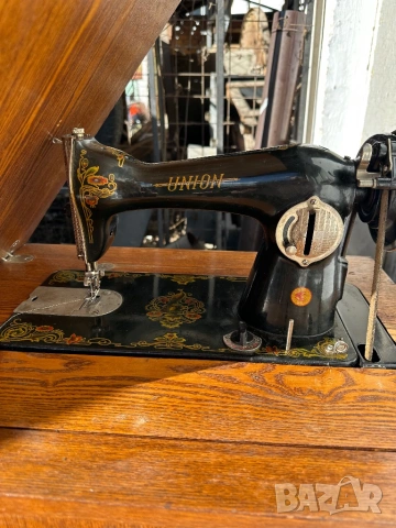 Старовремска шевна машина крачна руска UNION, снимка 3 - Антикварни и старинни предмети - 53393949