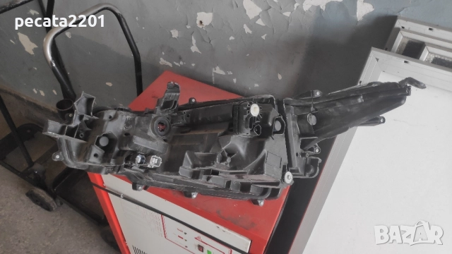 Продавам - оригинален десен Led фар за Toyota Corolla 2022 г със забележки, снимка 9 - Части - 51870521