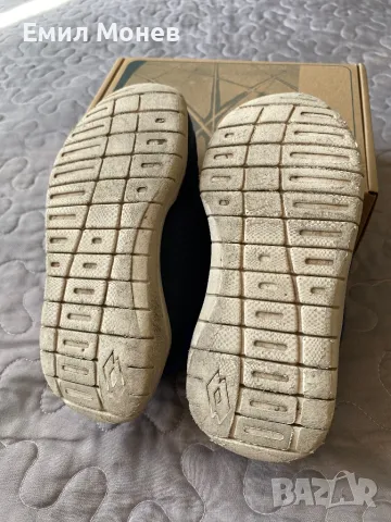 Детски маратонки Lotto 25 номер, снимка 3 - Детски маратонки - 49555780