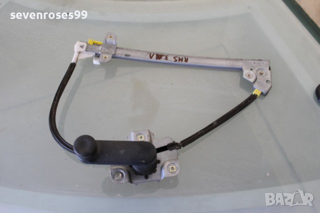 Машинка стъкло ръчна задна лява Renault Megane Scenic