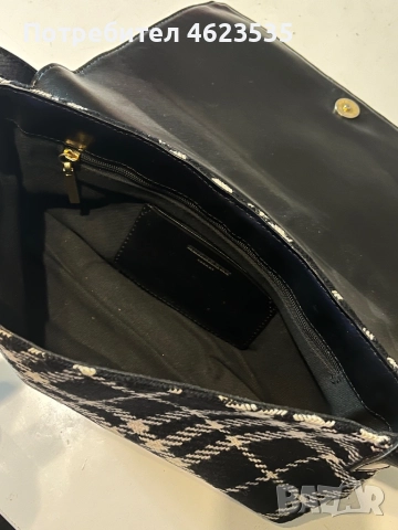 Burberry дамска чанта, снимка 3 - Чанти - 52103805