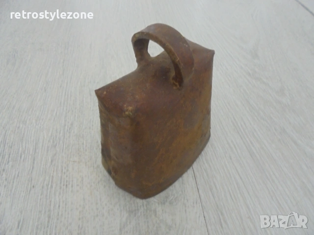 № 8475 стара метална хлопка   , снимка 2 - Други ценни предмети - 50839993