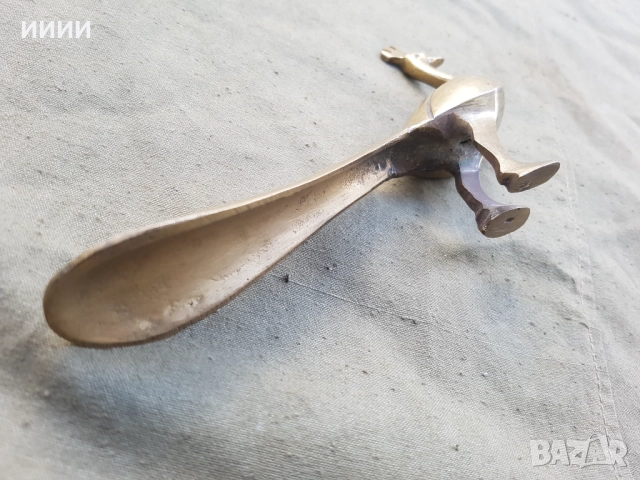Бронзова пластика статуетка обувалка паун, снимка 2 - Антикварни и старинни предмети - 52618067