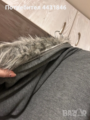 Сив суичър с камъни, снимка 4 - Суичъри - 53599596