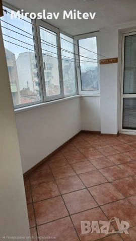 4-стаен апартамент, Колхозен пазар , снимка 15 - Апартаменти - 53581749