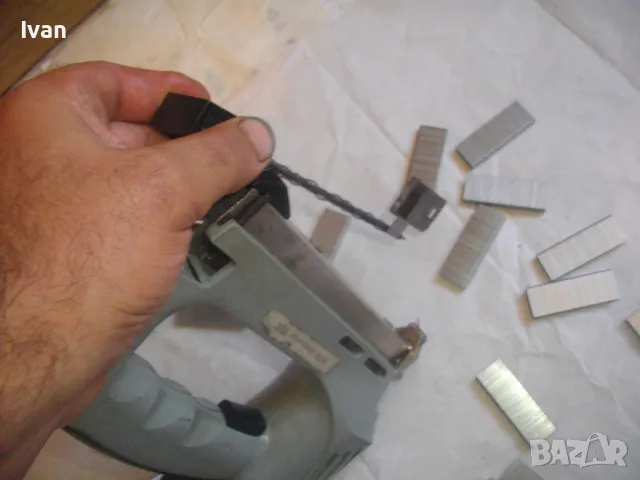 Голям Немски 15-32мм Комбиниран Електрически Дърводелски Тапицерски ТАКЕР Top Craft ЗАБЕЛЕЖКА , снимка 11 - Други инструменти - 47458046