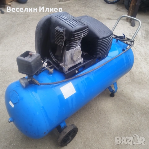 Компресор за въздух , снимка 2 - Компресори - 53034656