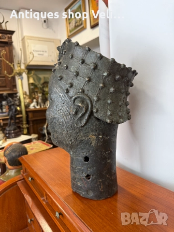 Африканско изкуство бронзова глава Бенин №7390 , снимка 7 - Антикварни и старинни предмети - 51880842
