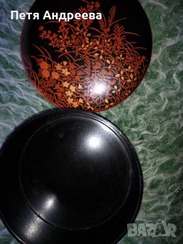 Японска кутия за сладки, снимка 2 - Кутии за храна - 37954323