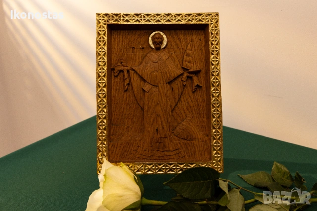 Релефна икона на Свети Николай Чудотворец с кораб – позлатена, снимка 6 - Икони - 53223875