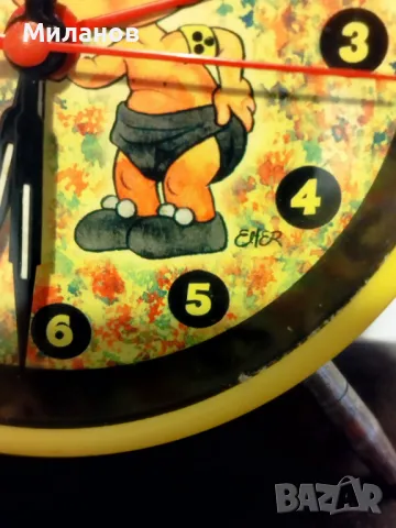 Стар механичен будилник, настолен часовник, снимка 5 - Антикварни и старинни предмети - 48466466