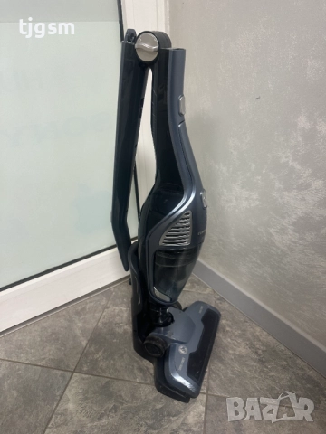 Вертикална прахосмукачка Grundig, снимка 8 - Прахосмукачки - 52975796