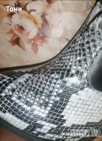 Нови Кожени Черно Бели Дамски Чизми 39 , снимка 4 - Дамски ботуши - 48842263