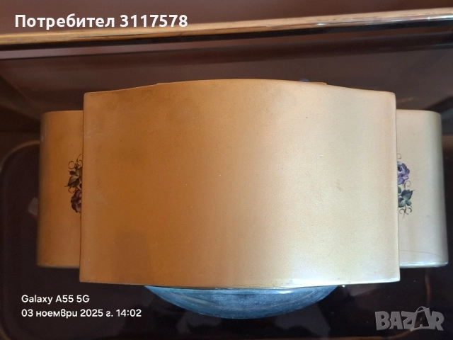 Schmid Порцеланов Настолен Gold Часовник, снимка 3 - Антикварни и старинни предмети - 52275849