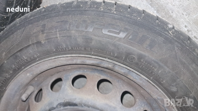 Летни гуми с джанти 13" за Opel Corsa B, снимка 2 - Гуми и джанти - 52343269