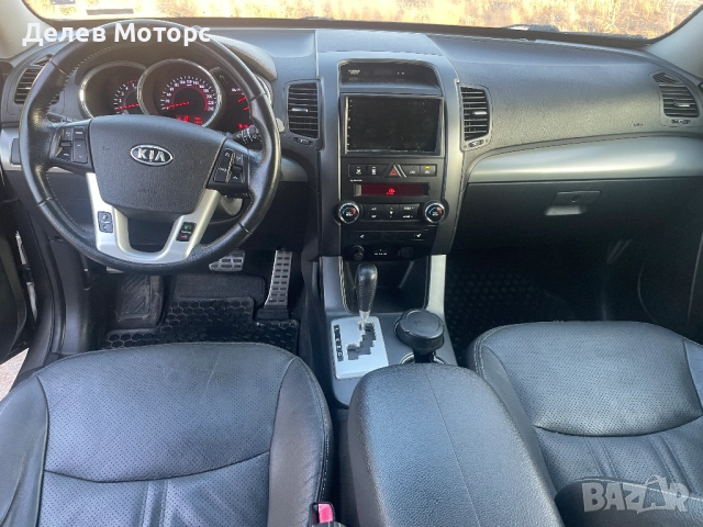 Kia Sorento 2.2CRDI 197 кс., 2011г., 4x4 автоматик, кожа, ел. седалки, панорама, навигация, теглич, , снимка 10 - Автомобили и джипове - 51991151