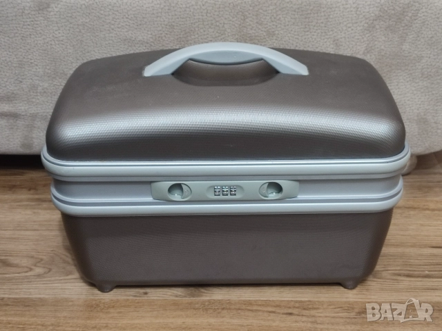 Куфар / кутия / за козметика. Козметиченно куфарче., снимка 4 - Друго оборудване - 52355279