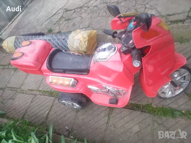 Детска електрическа триколка. Цената е съобразена със състоянието. За предпочитане е вземане от гр. , снимка 5 - Детски велосипеди, триколки и коли - 49526973