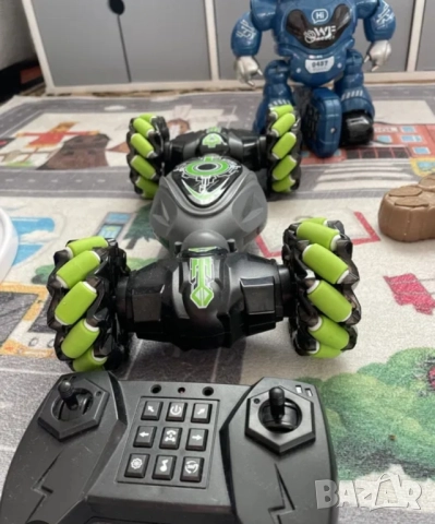 детска кола с управление чрез жестове