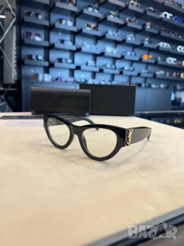 очила ysl saint laurent , снимка 2 - Слънчеви и диоптрични очила - 50572043