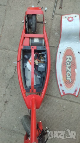 Детска електрическа тротинетка - няма зарядно и батерии. С работещ двигател., снимка 10 - Други спортове - 51121752