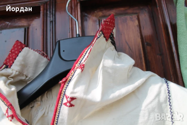 Риза от народна носия, снимка 4 - Антикварни и старинни предмети - 50701863