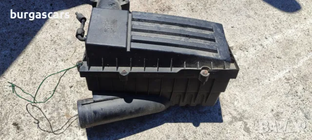 Кутия въздушен филтър 1k0 129 607 Vw Touran - 80лв