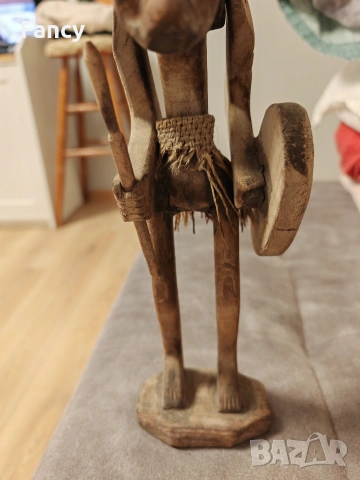 Дървена статуетка на африкански войн, снимка 5 - Антикварни и старинни предмети - 53120337