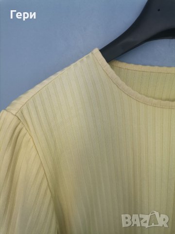 Тениска / блуза в приятен светло жълт цвят, снимка 3 - Корсети, бюстиета, топове - 37867754