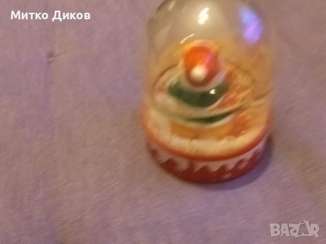 Коледна снежна  къщичка с Дядо Коледа Н- 7,5см фи 6см, снимка 3 - Коледни подаръци - 43316203