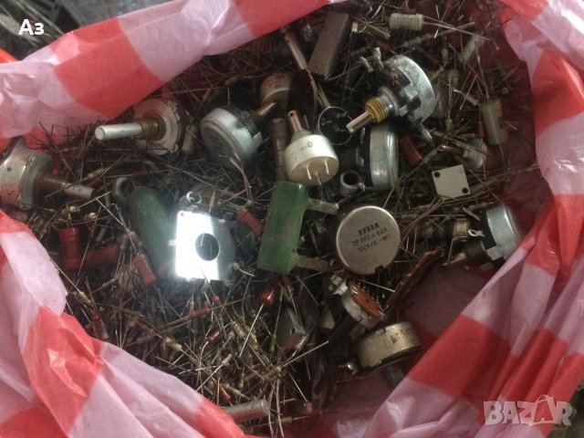 Електронна скрап -GSM платки, дросели, радиолампи, снимка 3 - Други - 7977840