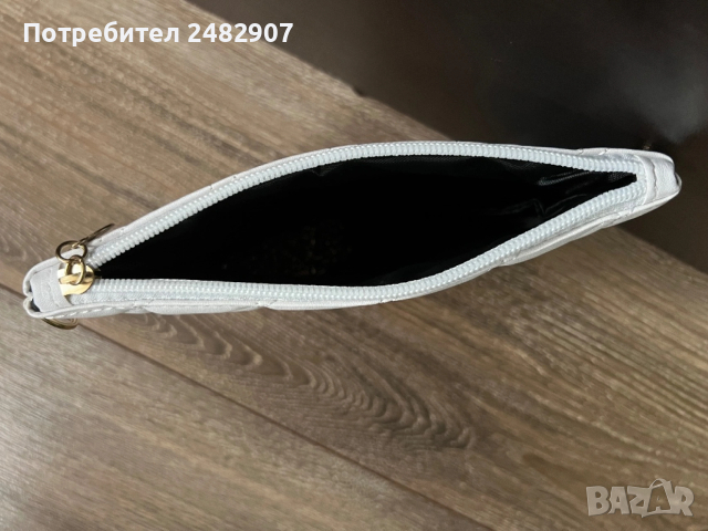 Малка дамска чанта, снимка 6 - Чанти - 53219496